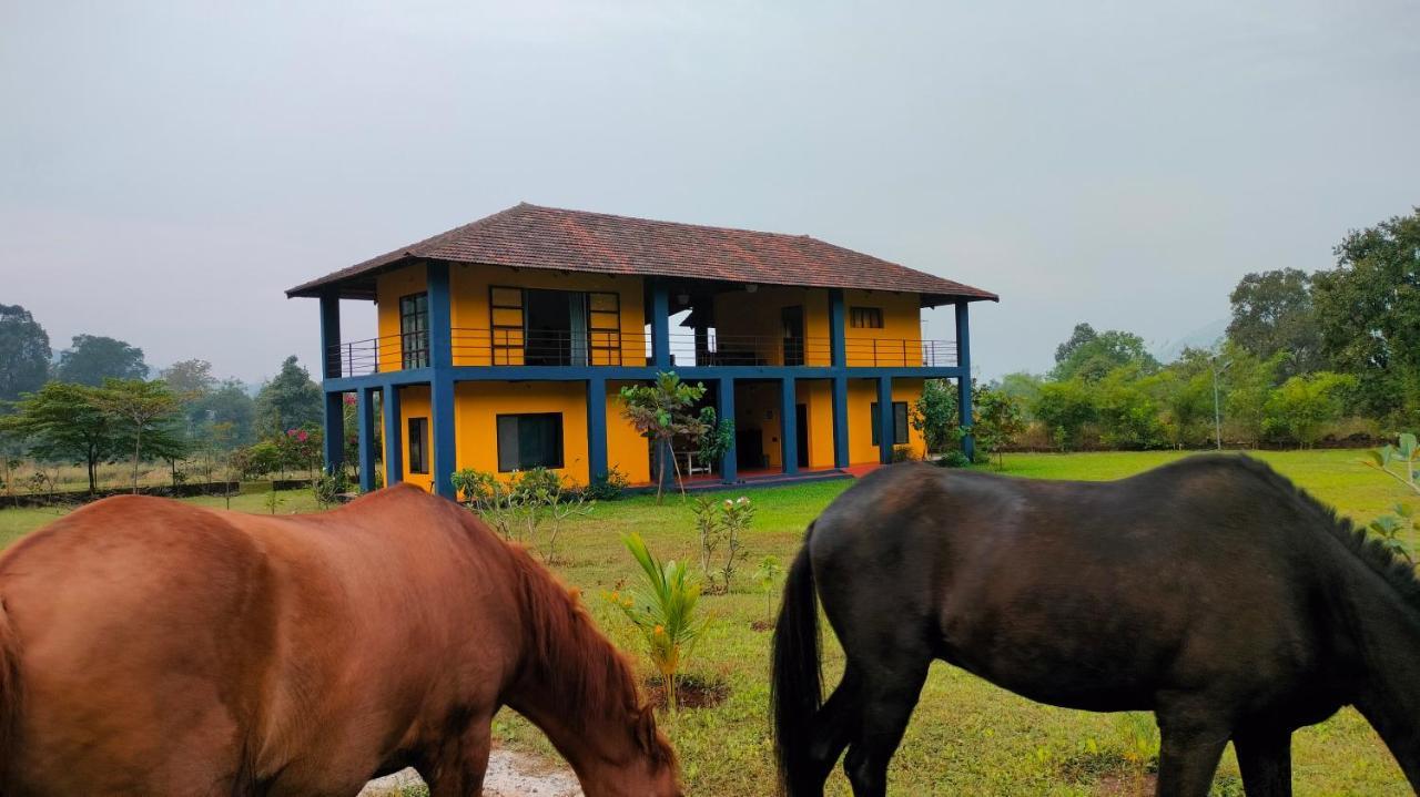 King'S Landing Villa Karjat Buitenkant foto