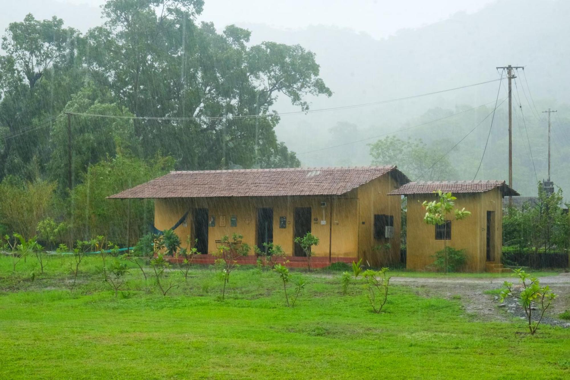 King'S Landing Villa Karjat Buitenkant foto