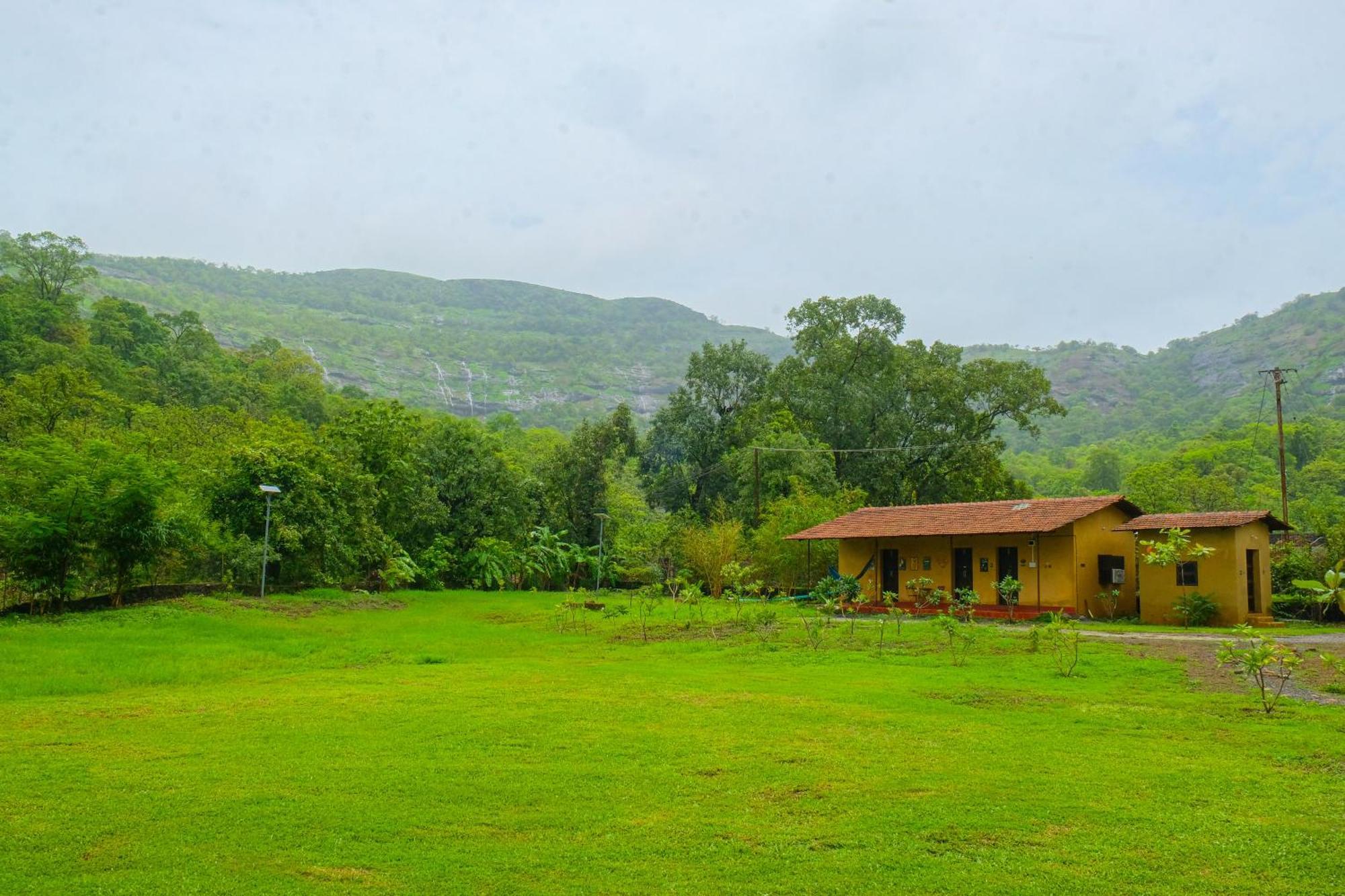 King'S Landing Villa Karjat Buitenkant foto