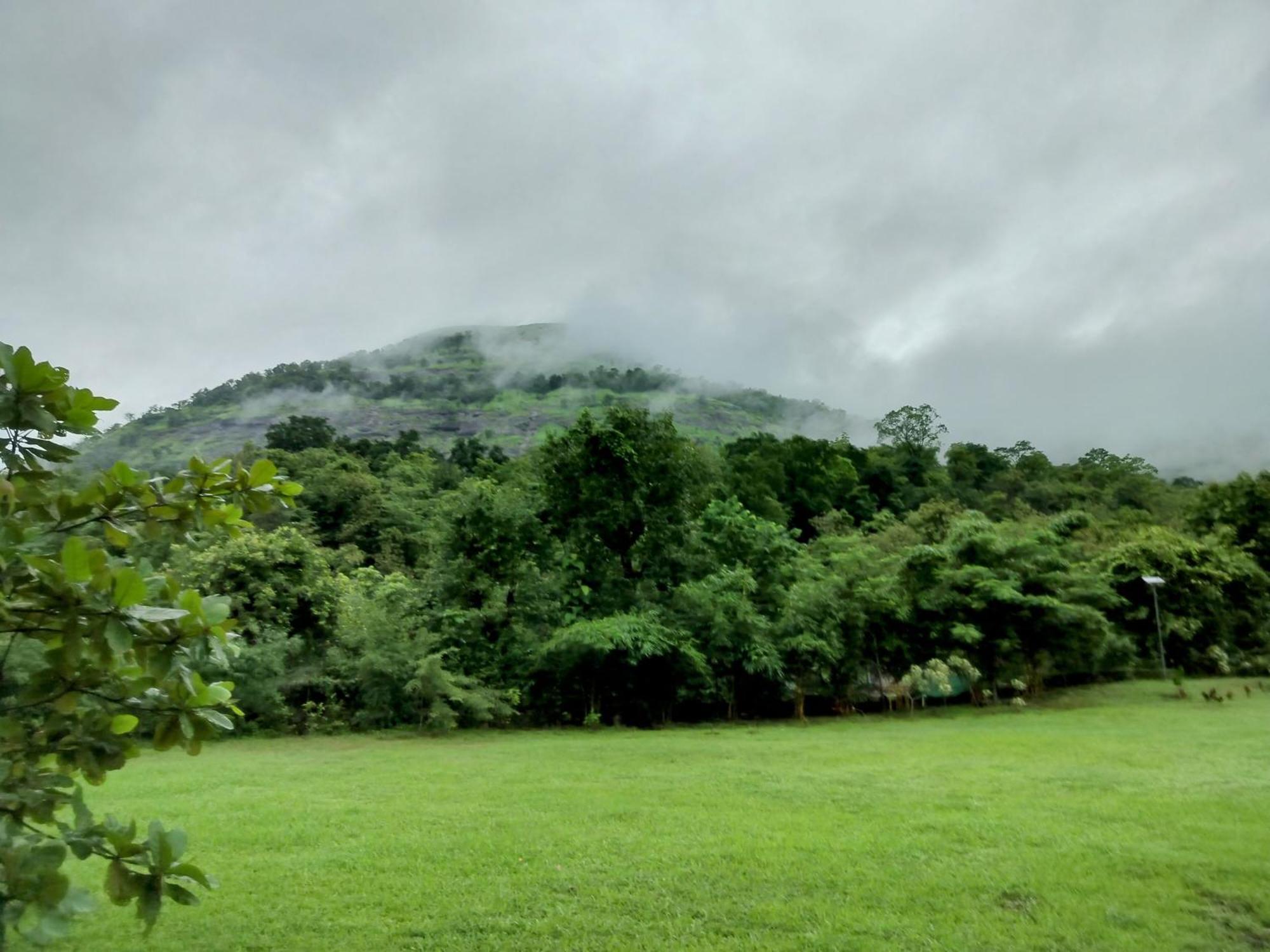 King'S Landing Villa Karjat Buitenkant foto